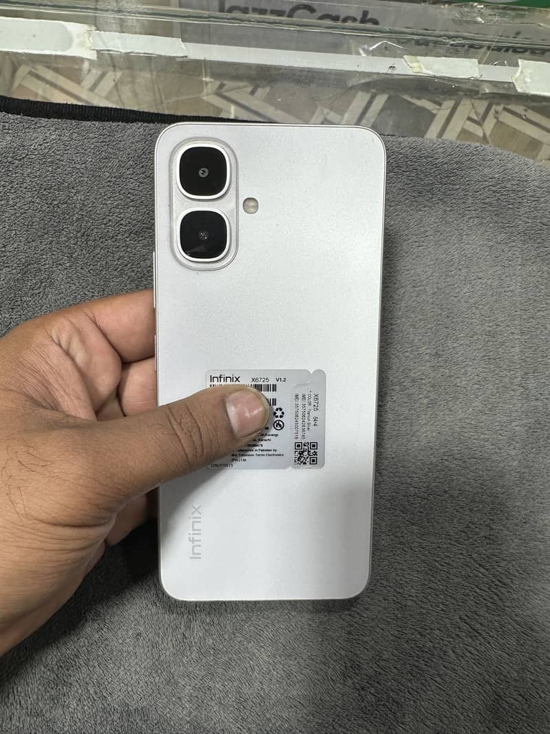 Infinix Smart 10 0