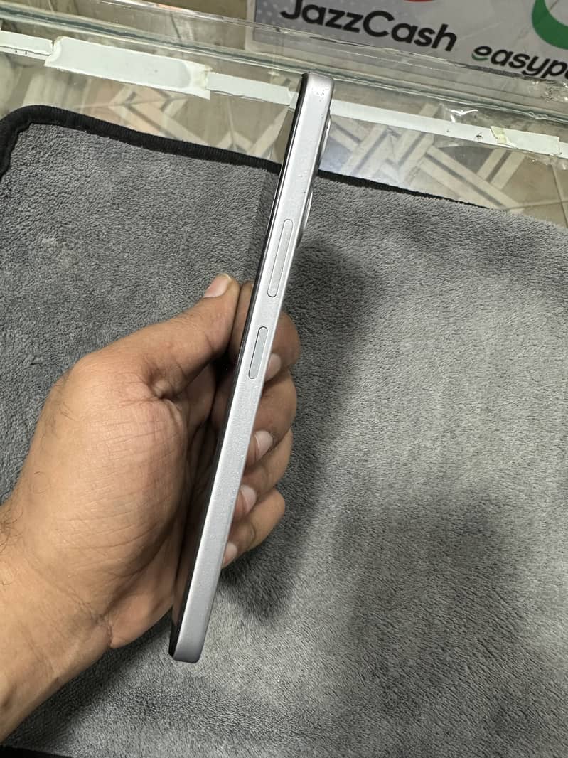 Infinix Smart 10 3