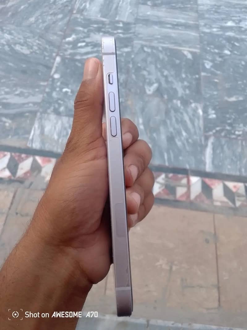Apple iPhone 14 plus 4