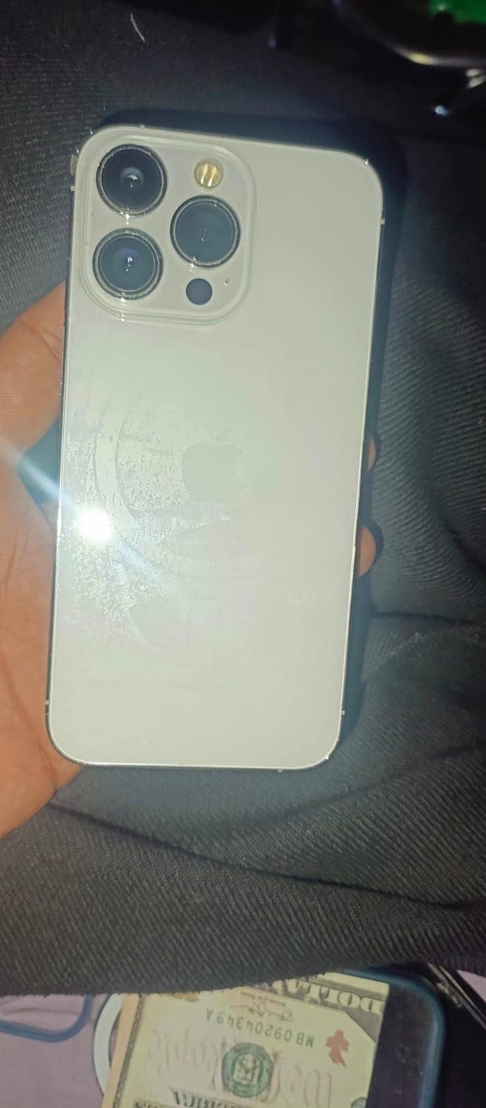 Apple iPhone 13 Pro 0