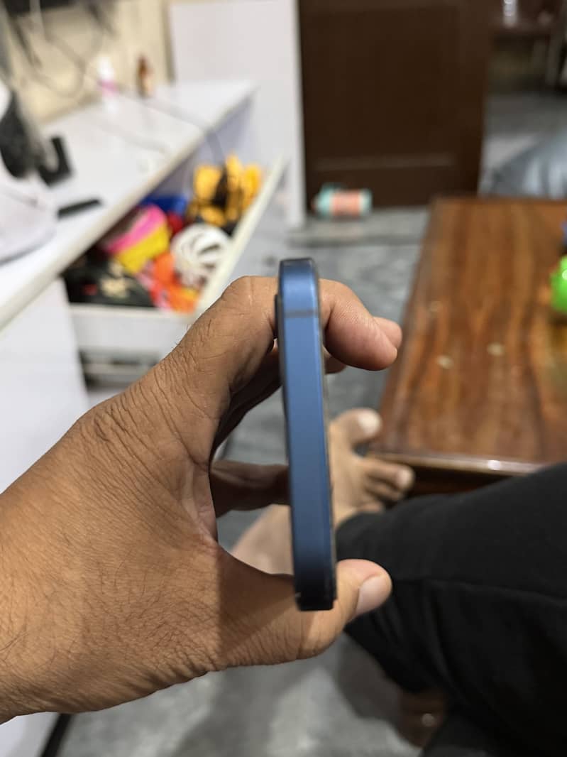 Iphone 12 PTA Approved 3