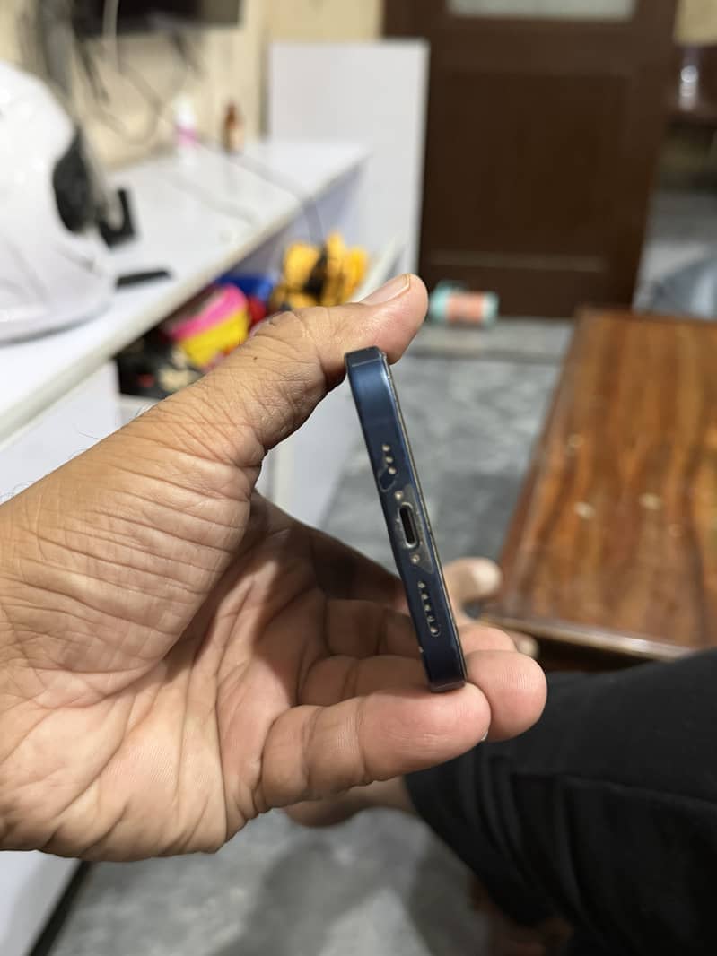 Iphone 12 PTA Approved 5