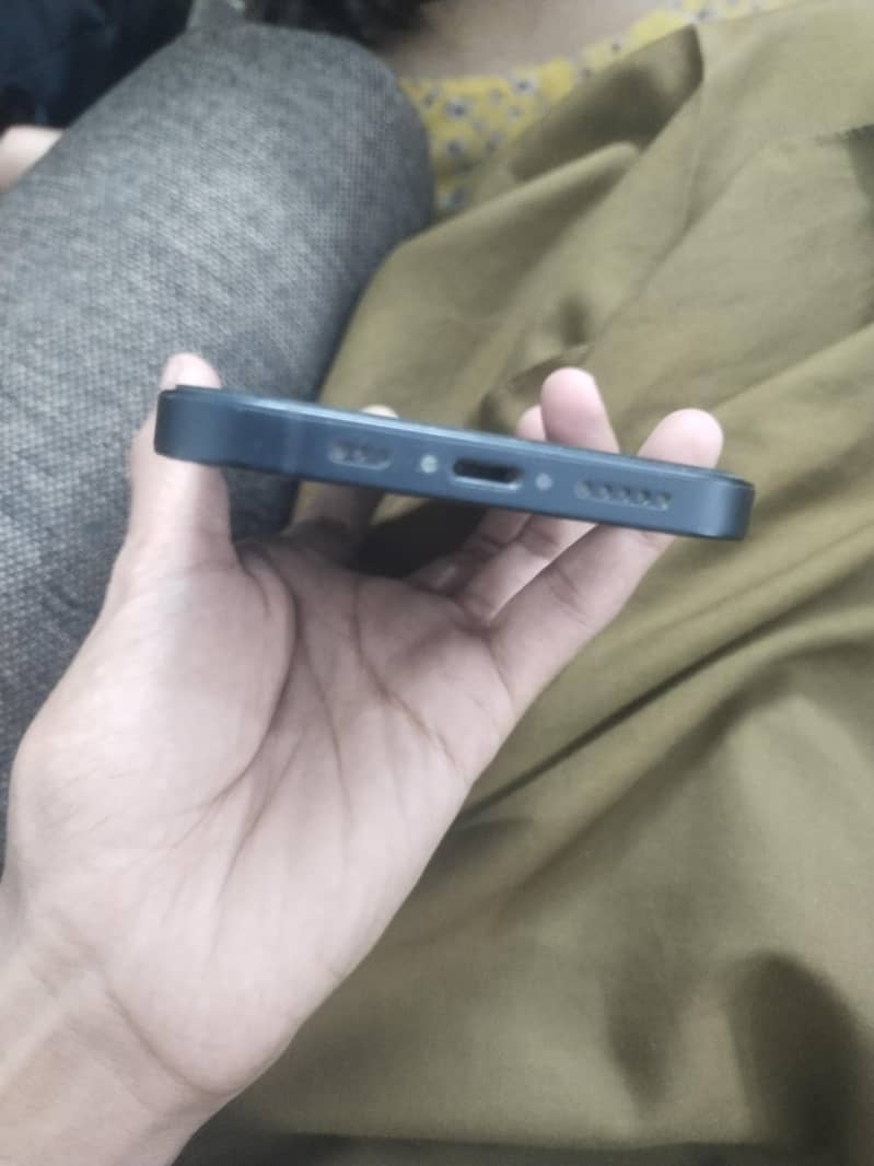 Apple iPhone 12 0