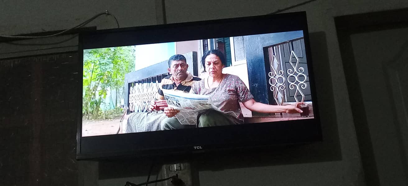 LCD TV 0