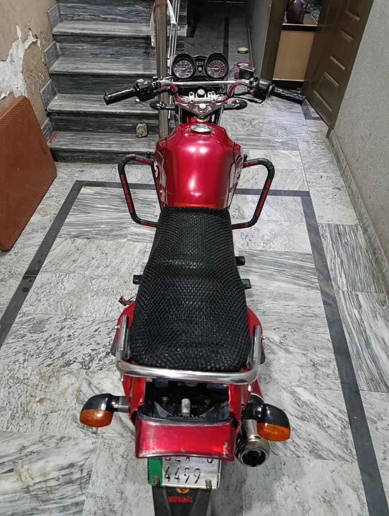 Yamaha ybr 2016 model 4
