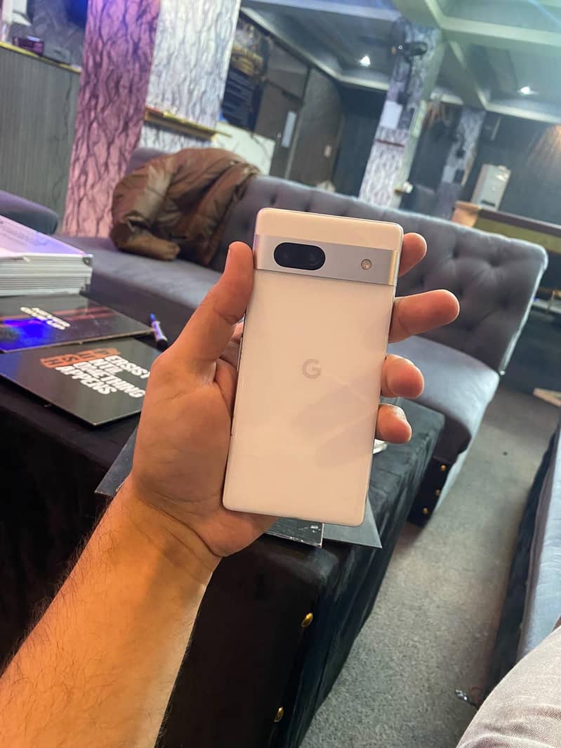 Google Pixel 7a 3