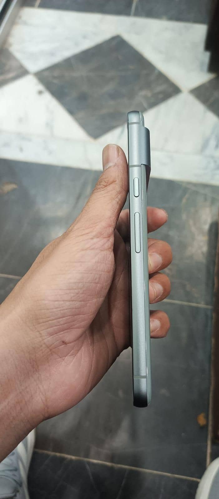 Google Pixel 8 1