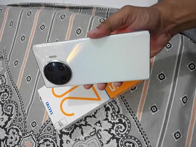 Tecno Spark 20 Pro Plus