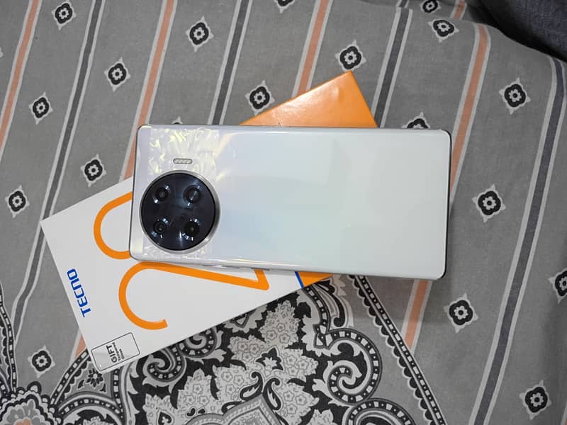Tecno Spark 20 Pro Plus 4