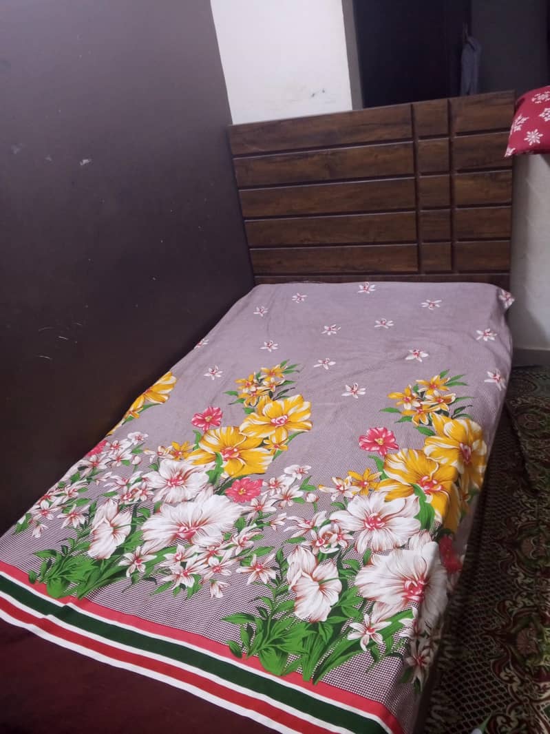 bed with mattress 1