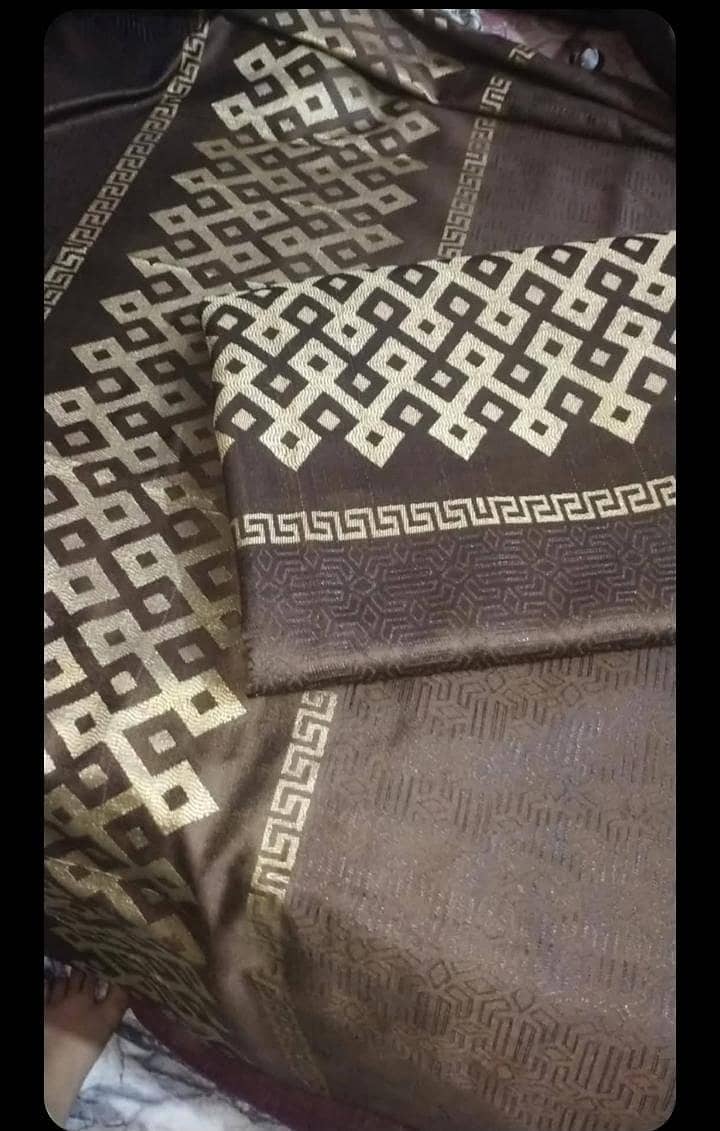 4 curtains 0