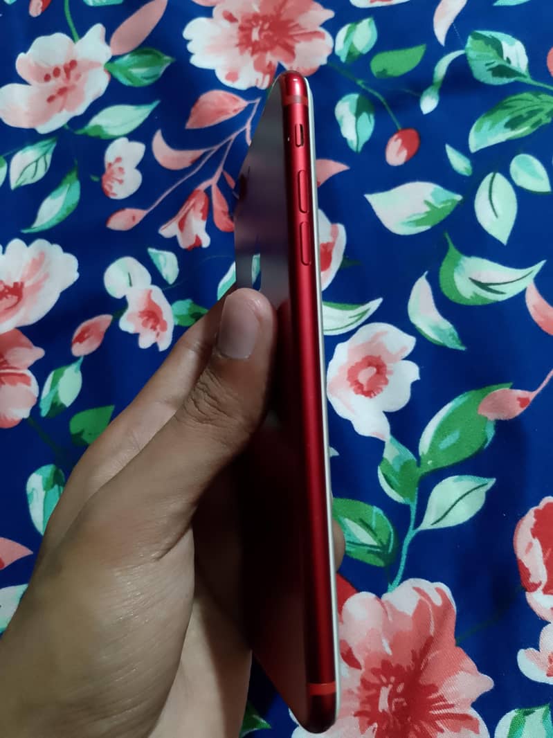 Apple iPhone 7 Plus (128gb) 8