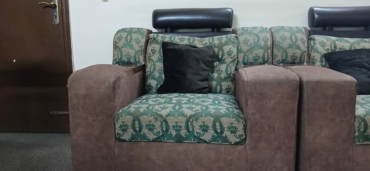 Sofa Set (3-2-1) with centre table 1