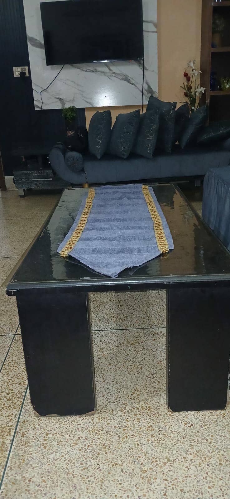 Sofa Set (3-2-1) with centre table 6