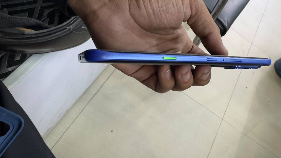 Infinix Note Edge 5