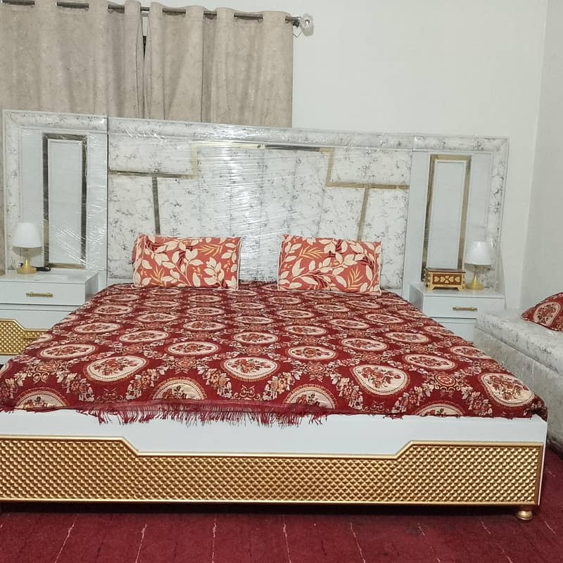 Bed with sidetable and setti dressing table with couch 1