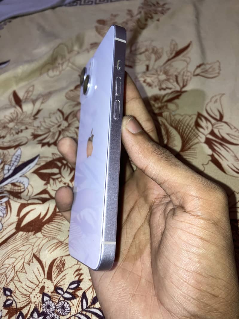 Apple iPhone 14 1