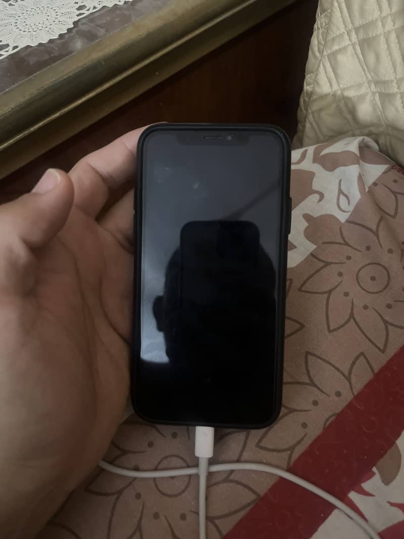 Apple iPhone X 0