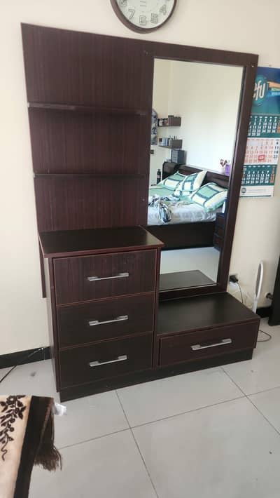 Dressing table for sale good condition