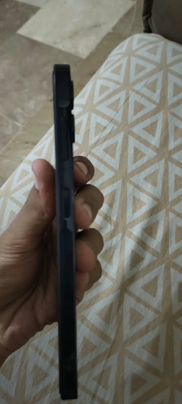 Samsung Mobile A06 4