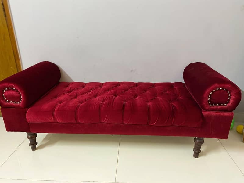 selling Sofa Set 1