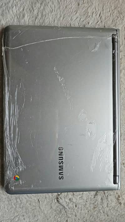 SAMSUNG CHROME BOOK