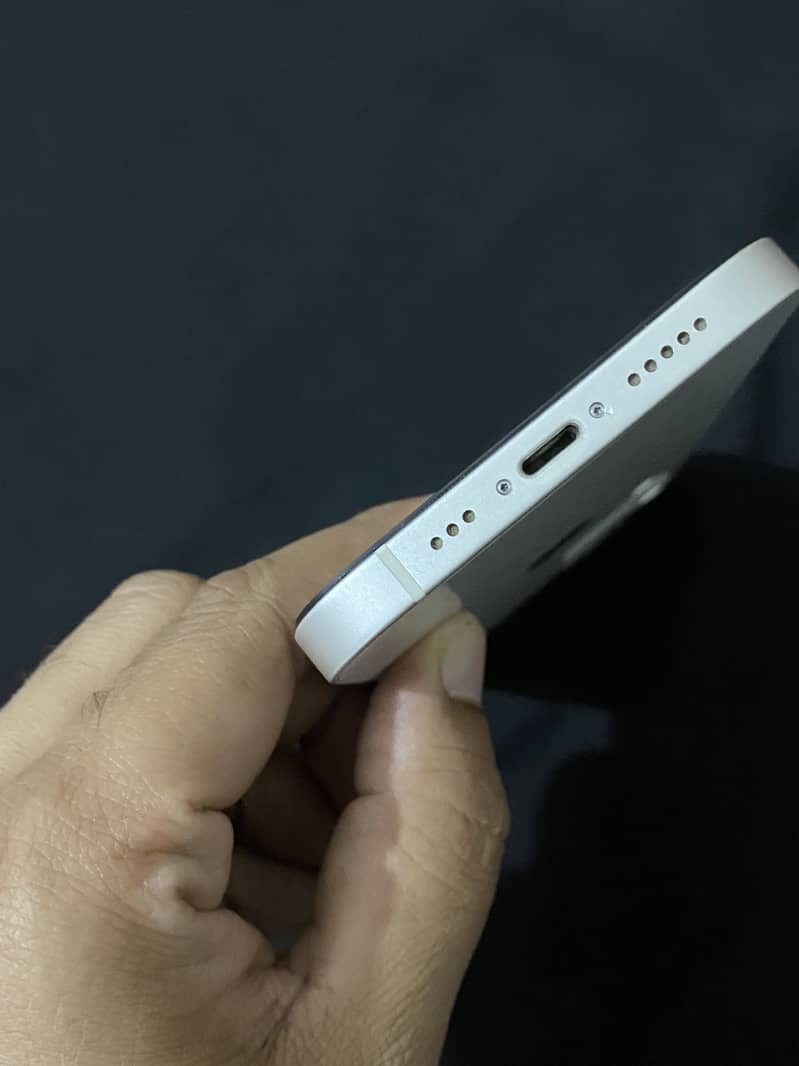 Apple iPhone 12 3