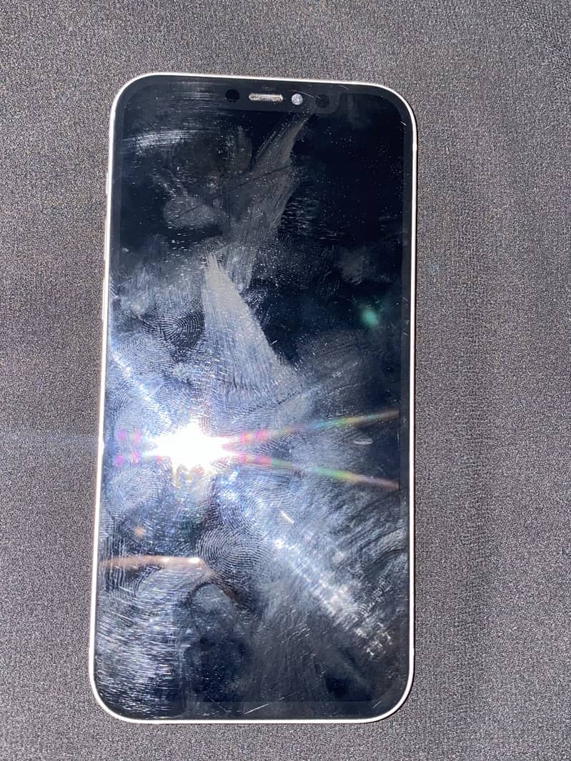 Apple iPhone 12 9