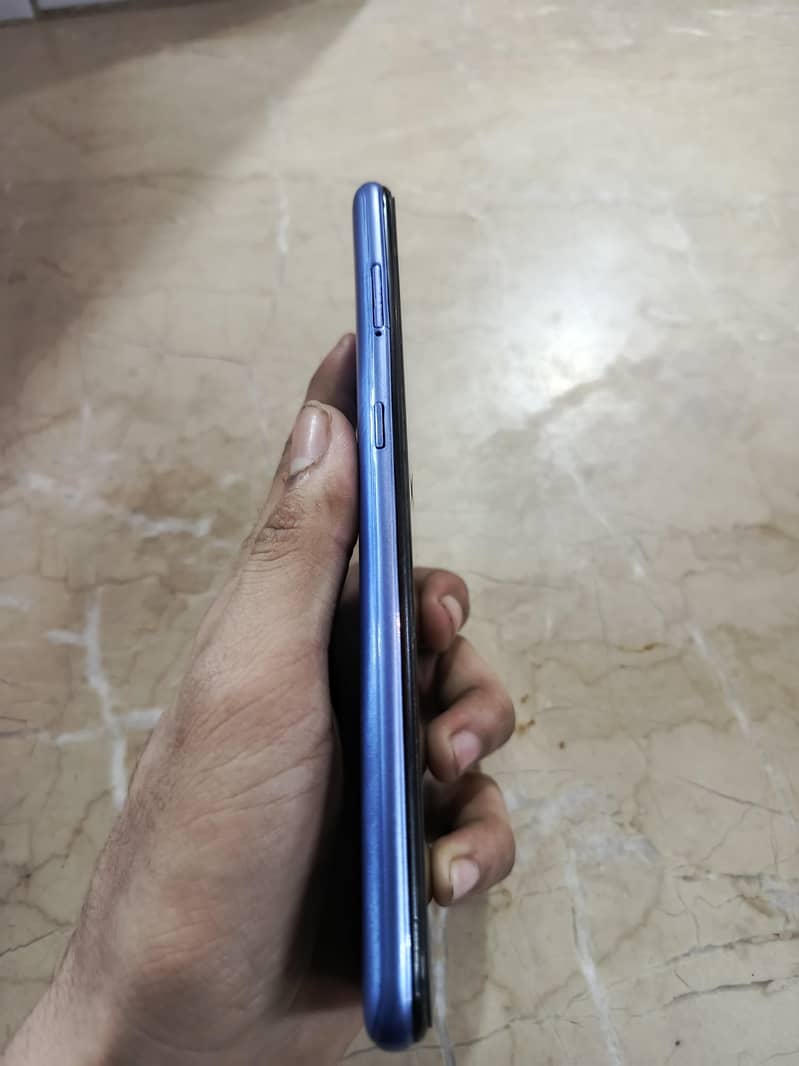 Tecno Pova 4