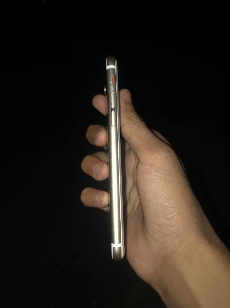 Apple iPhone 6S 2