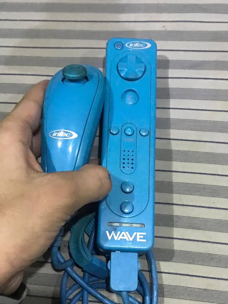 Nintendo Wii console 8