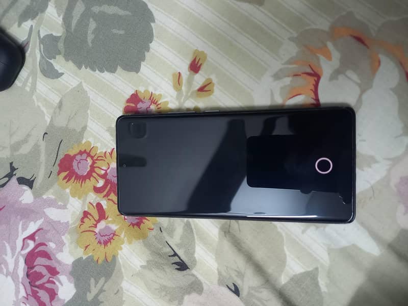 Xiaomi Redmi Note 14 Pro 1