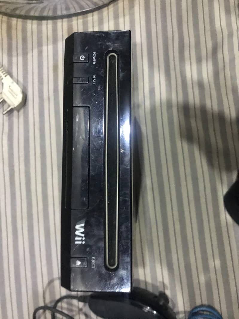 Nintendo Wii console 10
