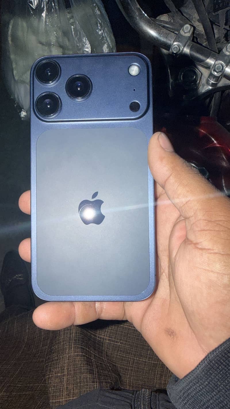 Apple iPhone 17 Pro 4