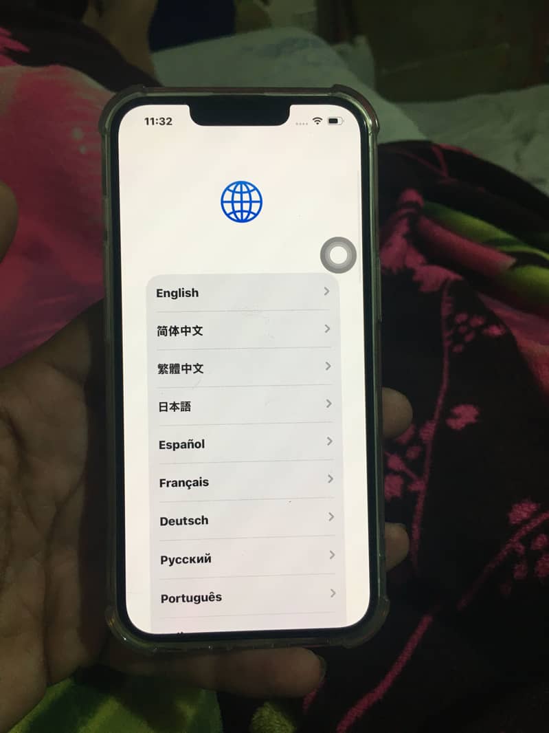 Apple iPhone 13 1