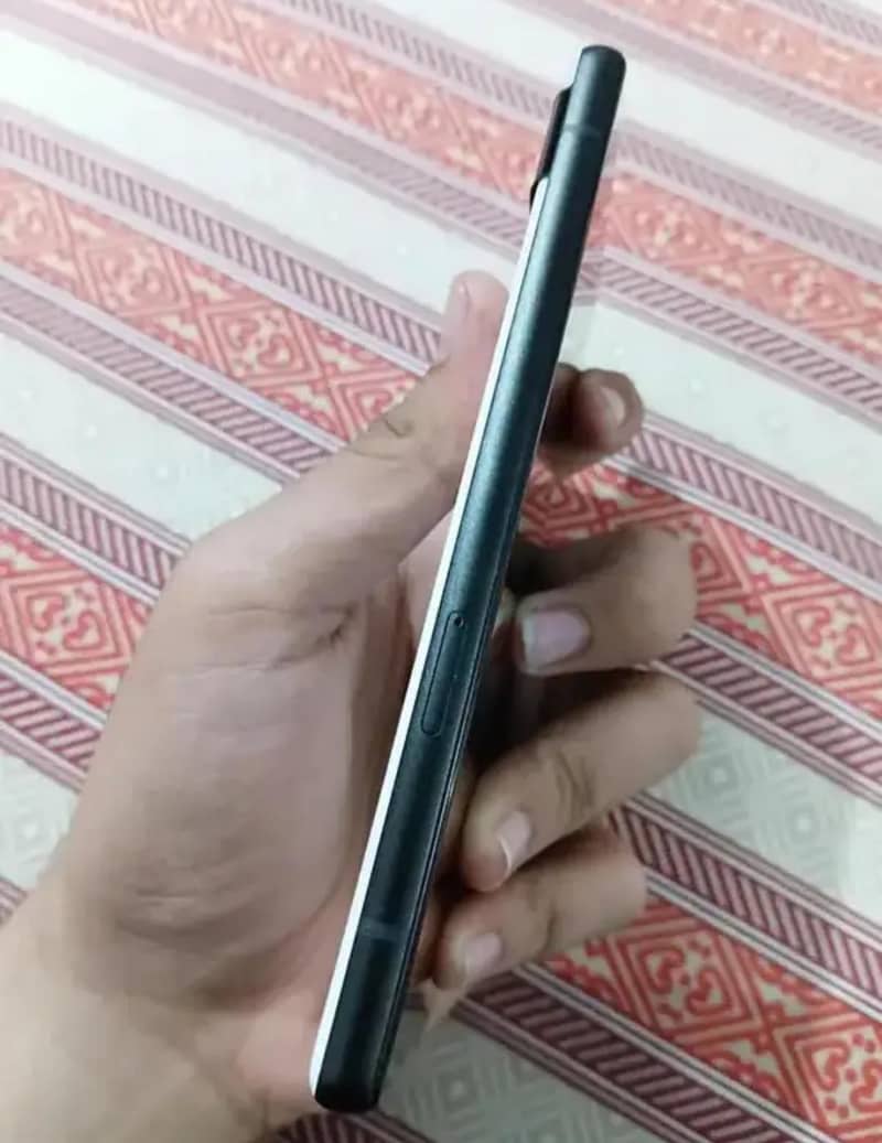 Google Pixel 6a 1