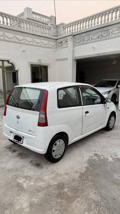 Daihatsu Mira 2013