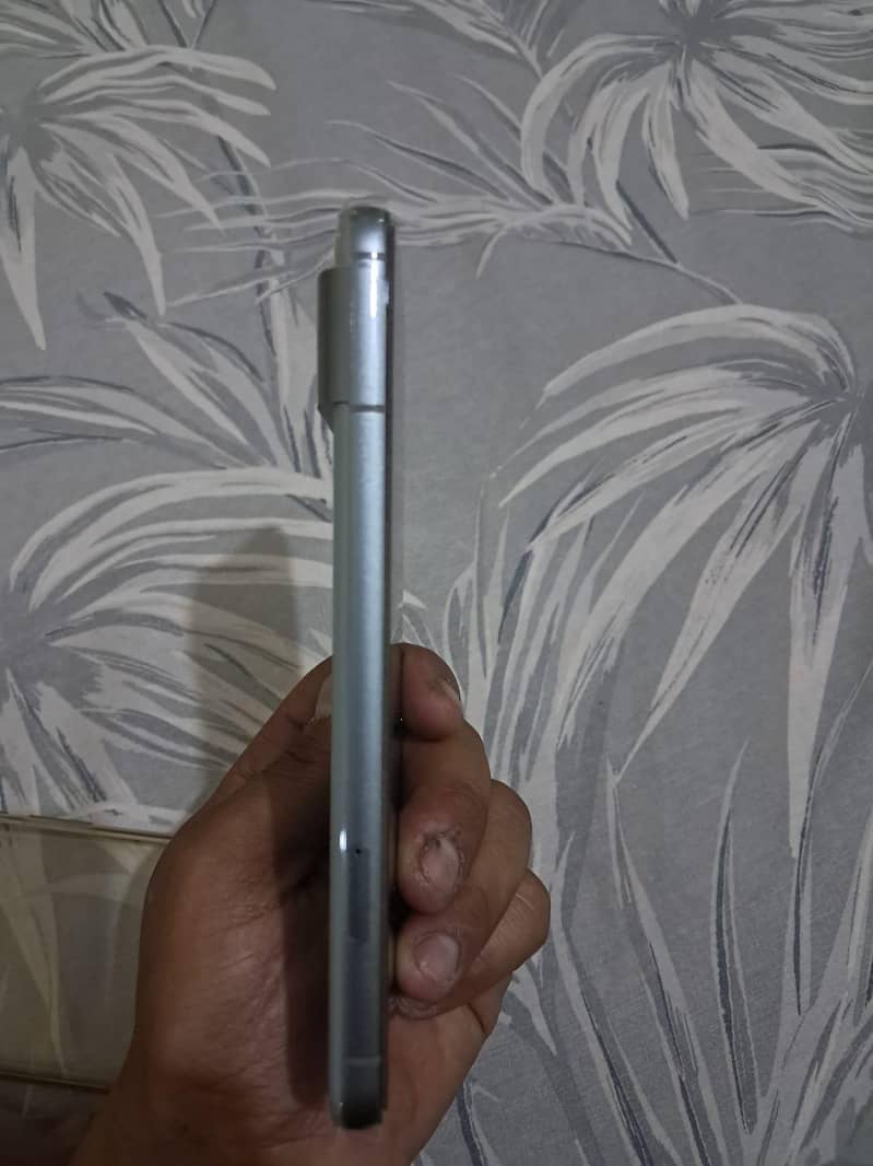 Google Pixel 8 1