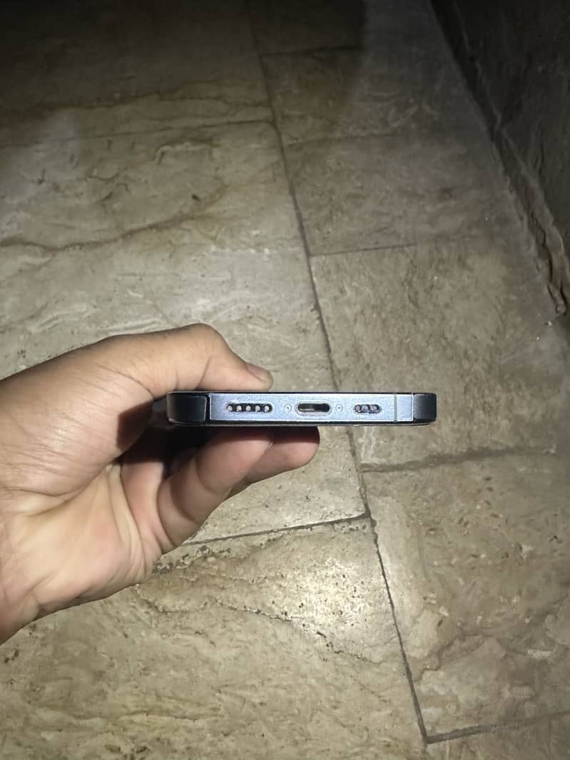 Apple iPhone 13 Pro 3