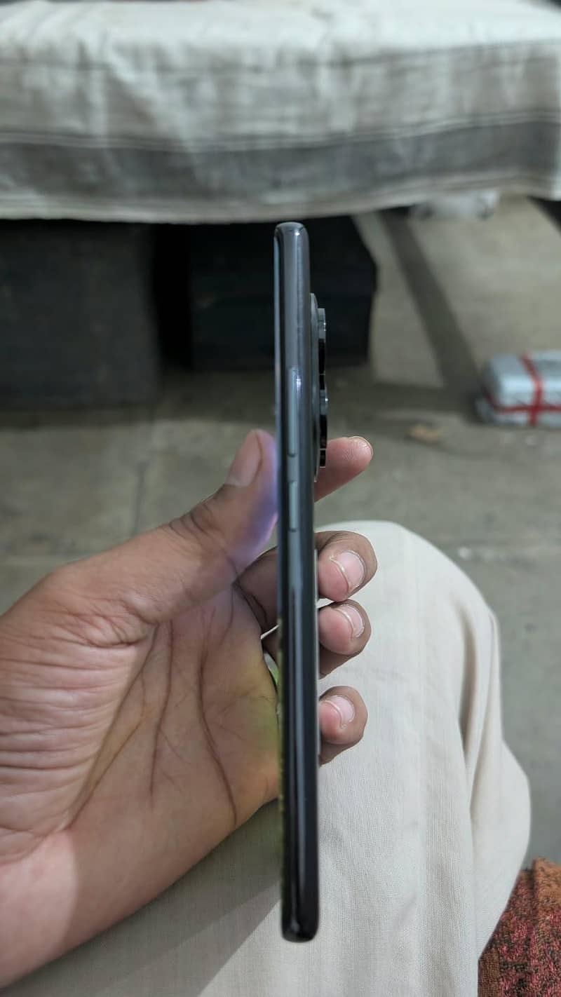 Xiaomi Redmi Note 14 Pro 5