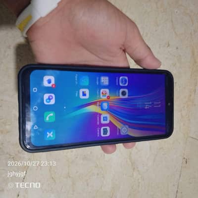Infinix Hot 8