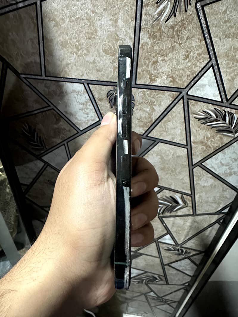 Apple iPhone 13 Pro 5