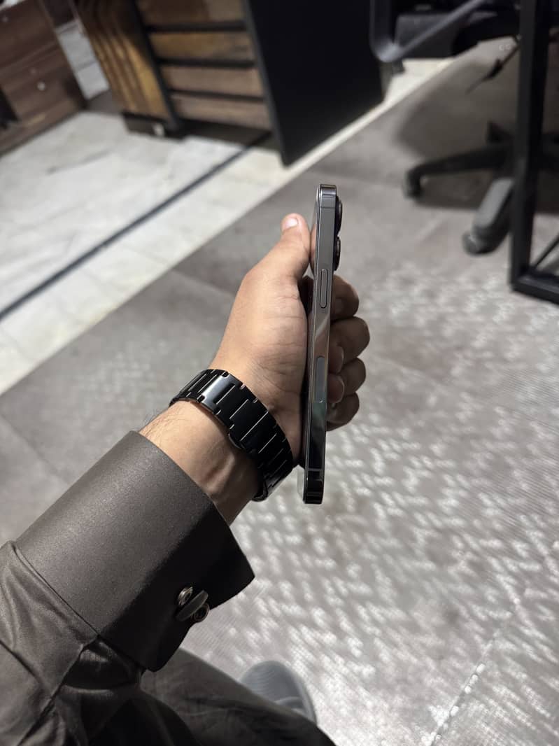 Apple iPhone 13 Pro 5