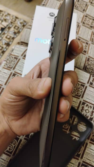 Motorola Moto G75