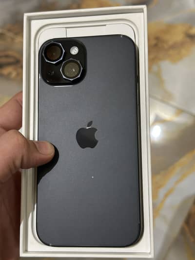 Apple iPhone 15