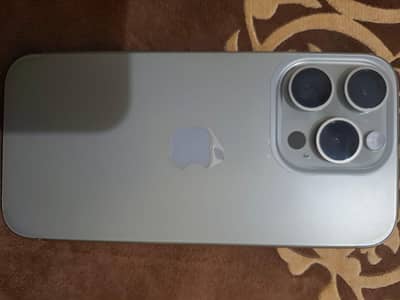 iphone 15 pro  natural titanium