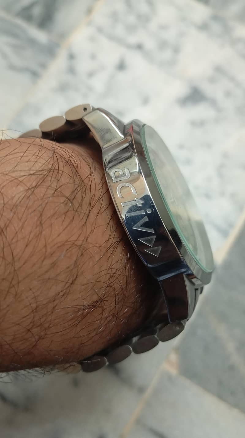 Active western watch 4