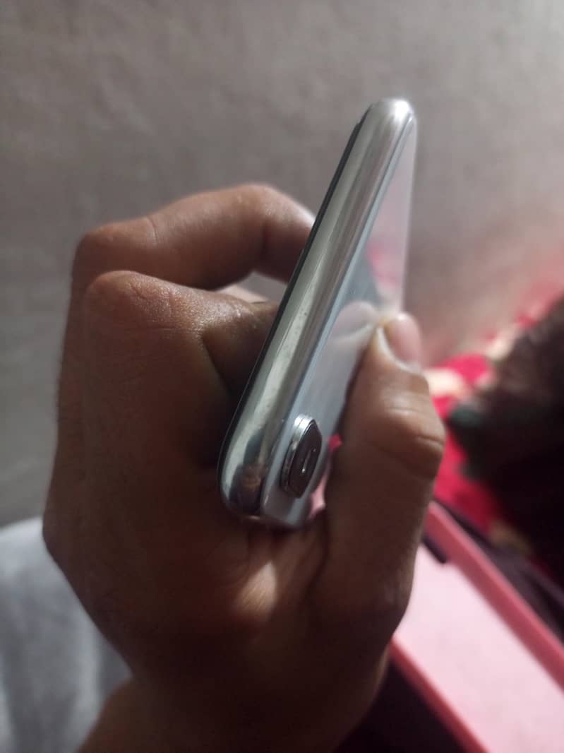 Apple iPhone X 1