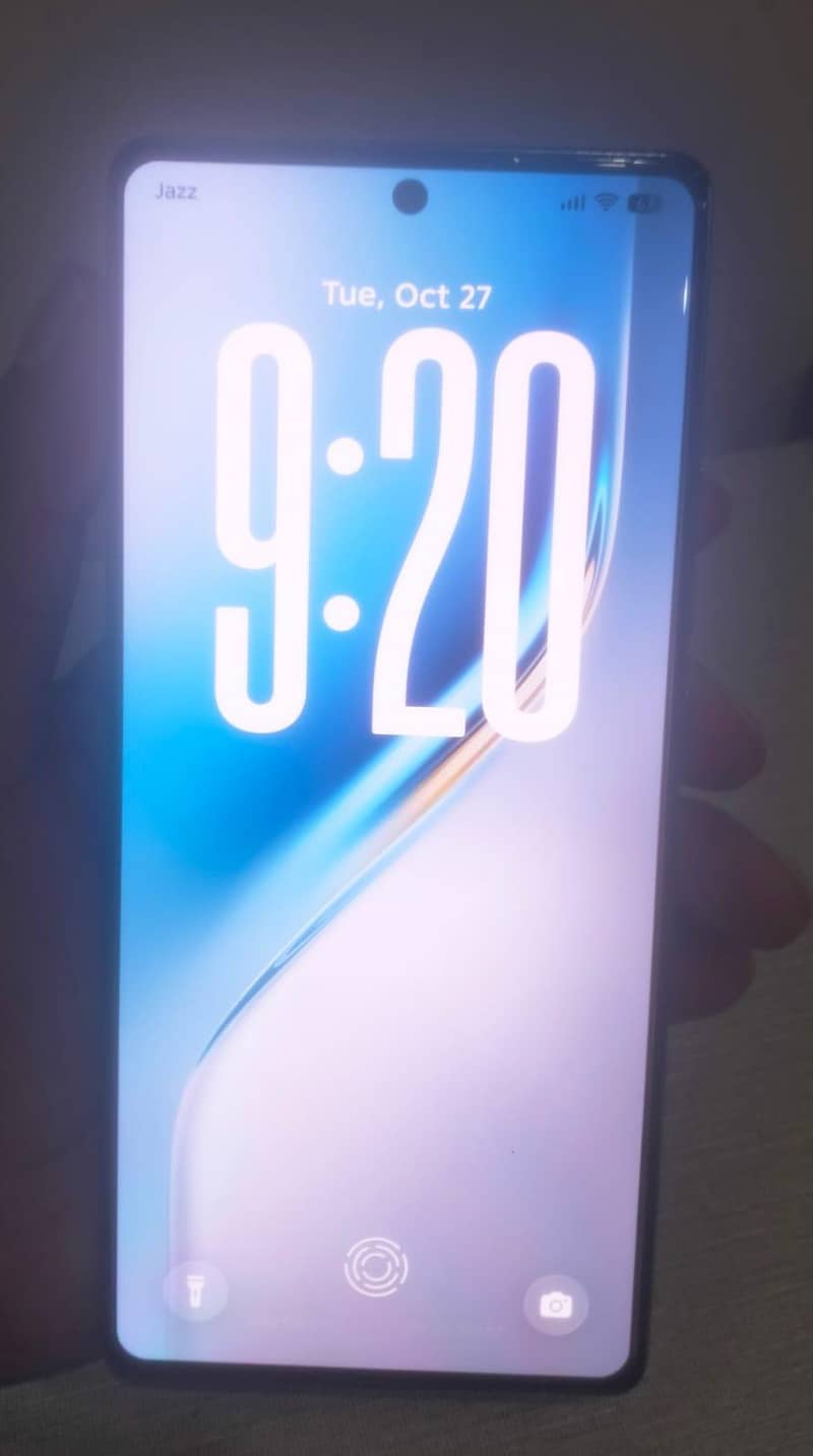Tecno CAMON 40 1