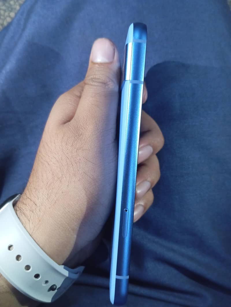 Google Pixel 8a 1
